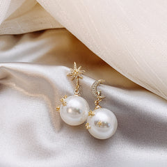 Star and Moon Pearl Earring