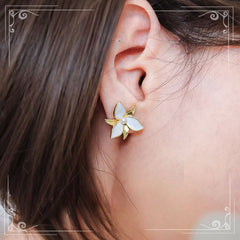 Lovely Game Fashion Flower Earrings