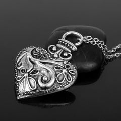 Retro Vampire Diaries Heart-shaped Pendant Necklace