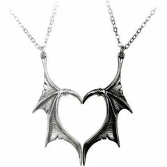 Dragons Heart Shaped Pendant Necklace Set