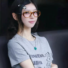 Moka Grey “Smile Like Flower” Graphic T-Shirt