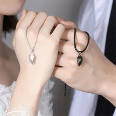 Versatile Magnetite Heart-shaped Couple Necklace