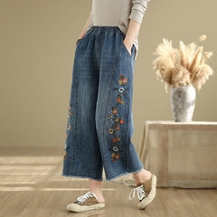Women's Floral Embroidered Elastic Waist Jeans