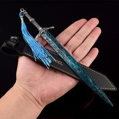 Trendy Game Dark Moon Greatsword Model Ornament