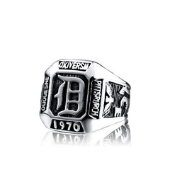 Retro Letter Vampire Men's Ring