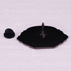 Game Warrior Pot Brooch Badge
