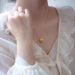 Shell and Pearl Necklace