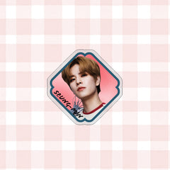 SKZ Acrylic Brooch Set