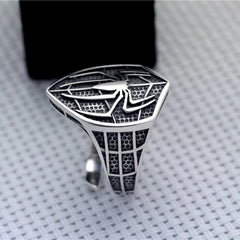 Retro Spider Shape Comic Ring