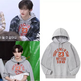 TAESAN Zhang Hao Letter Printed Pullover Hoodie