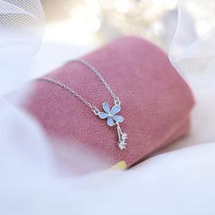 Blue Daisy Necklace