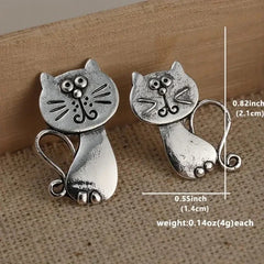 Vintage Cat Design Metal Earrings