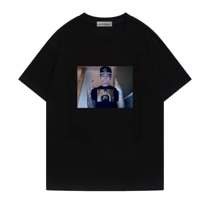 LOUIS Same Portrait Print Short-sleeved T-shirt