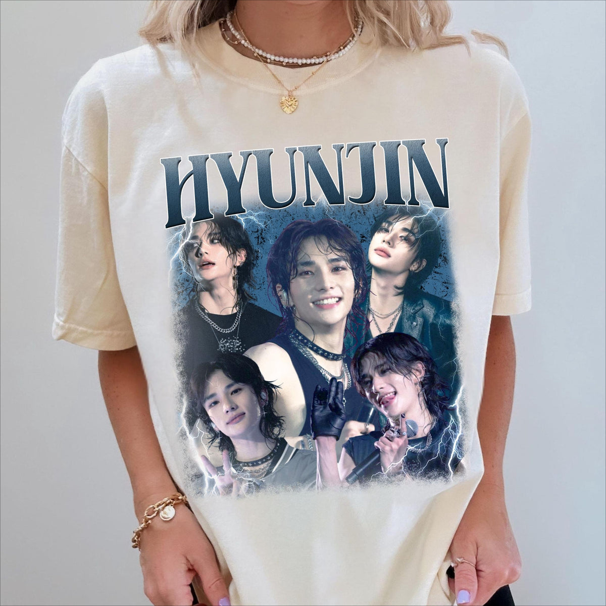 Hyunjin Graphic Aesthetic T-shirt Top