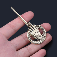 King's Hand Brooch Pin