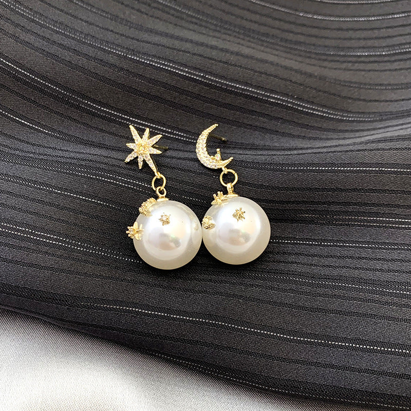 Star and Moon Pearl Earring