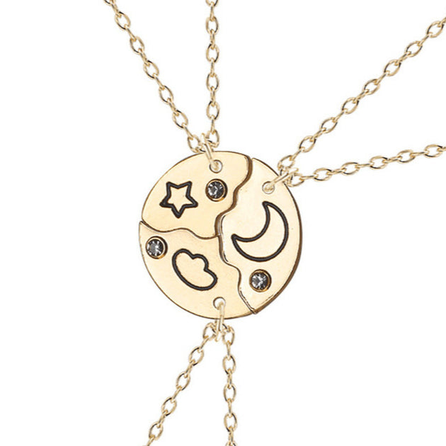 BEST FRIENDS Heart-shaped Pendant Necklace