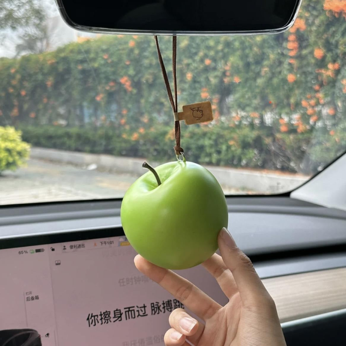 Bubble Apple Pendant 🍎