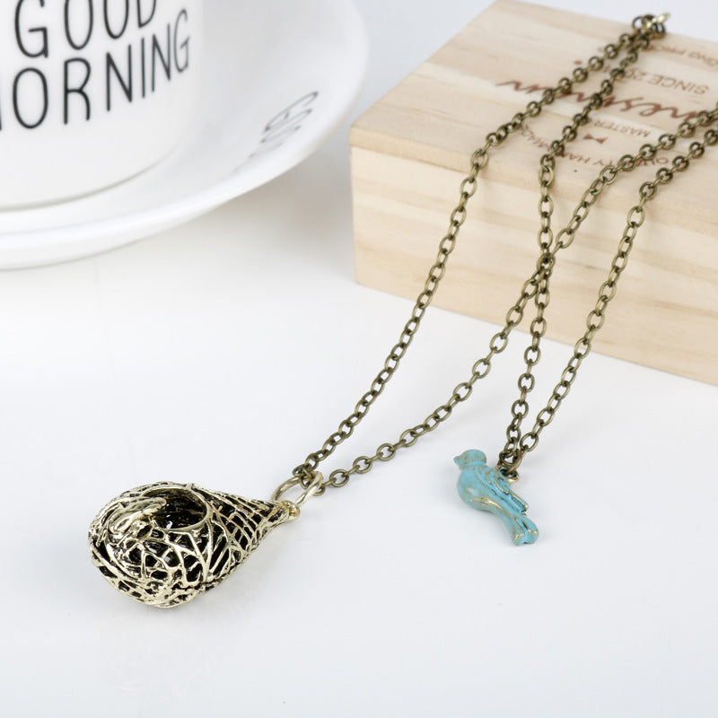 Creative Retro Bird's Nest Pendant Necklace