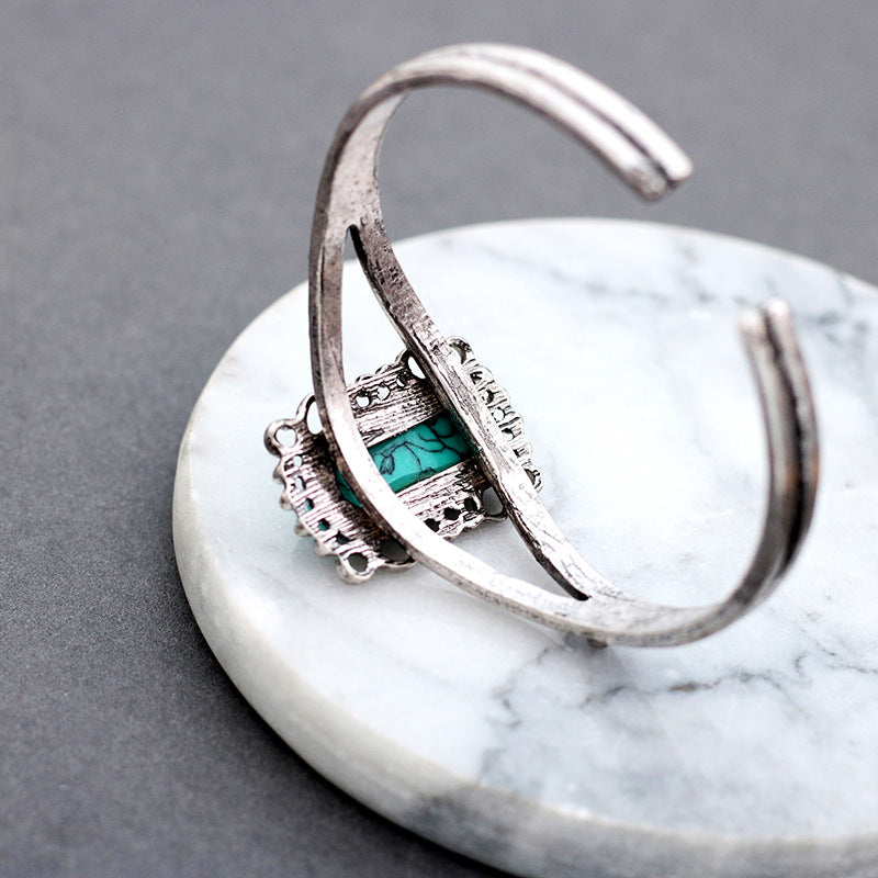 Retro Twilight Bella Turquoise Bracelet