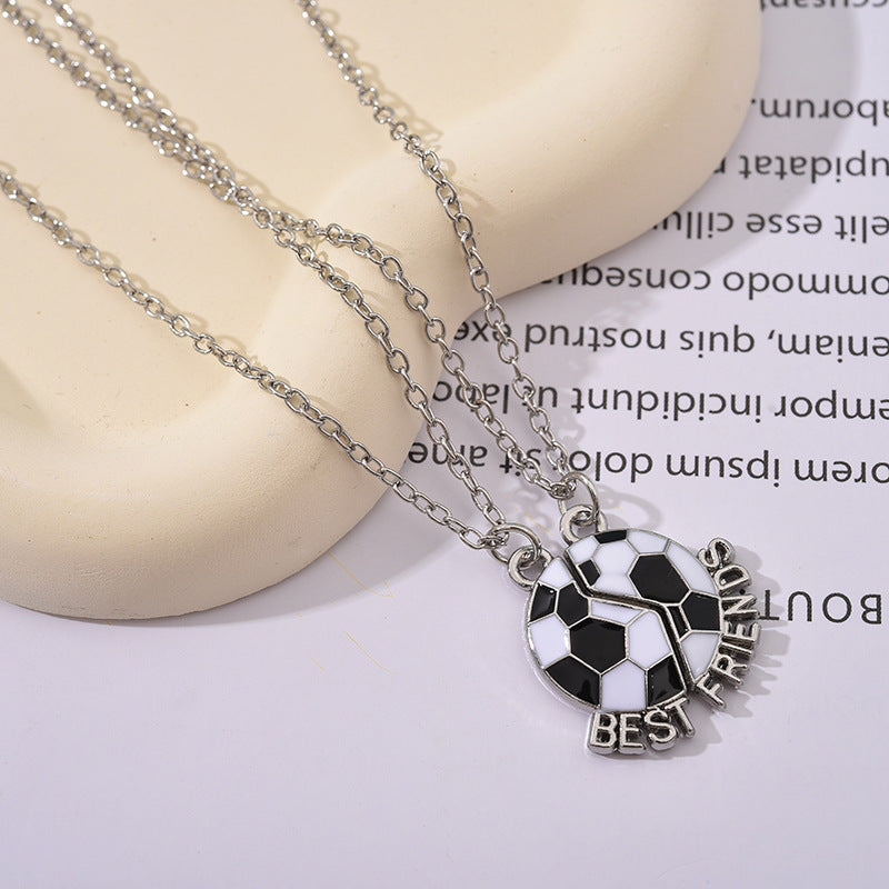 BEST FRIENDS Heart-shaped Pendant Necklace