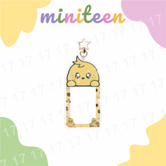 Seventeen Cartoon Card Storage Keychain