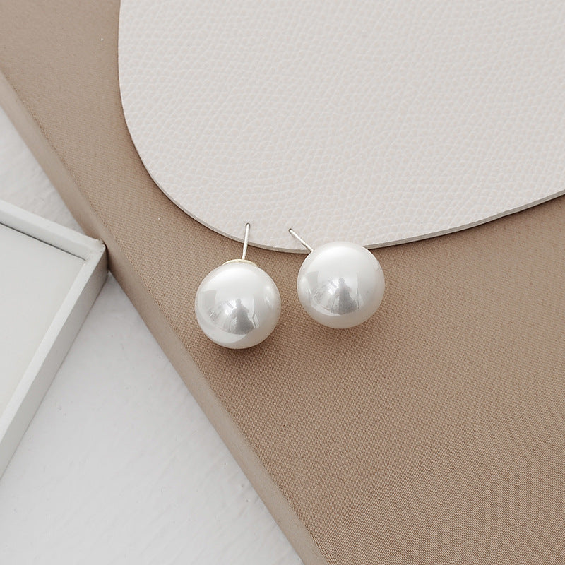 Versatile Pearl Stud Earrings Ear Clips