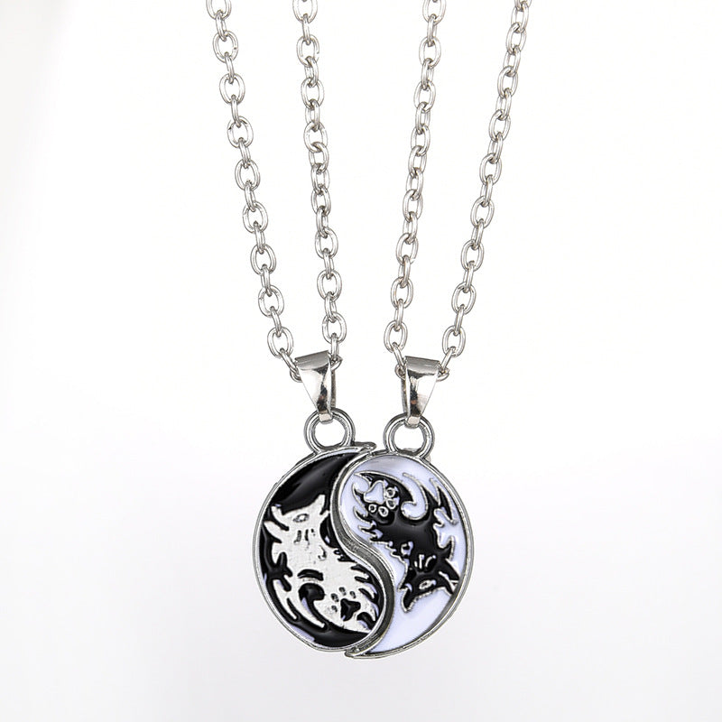 BEST FRIENDS Heart-shaped Pendant Necklace