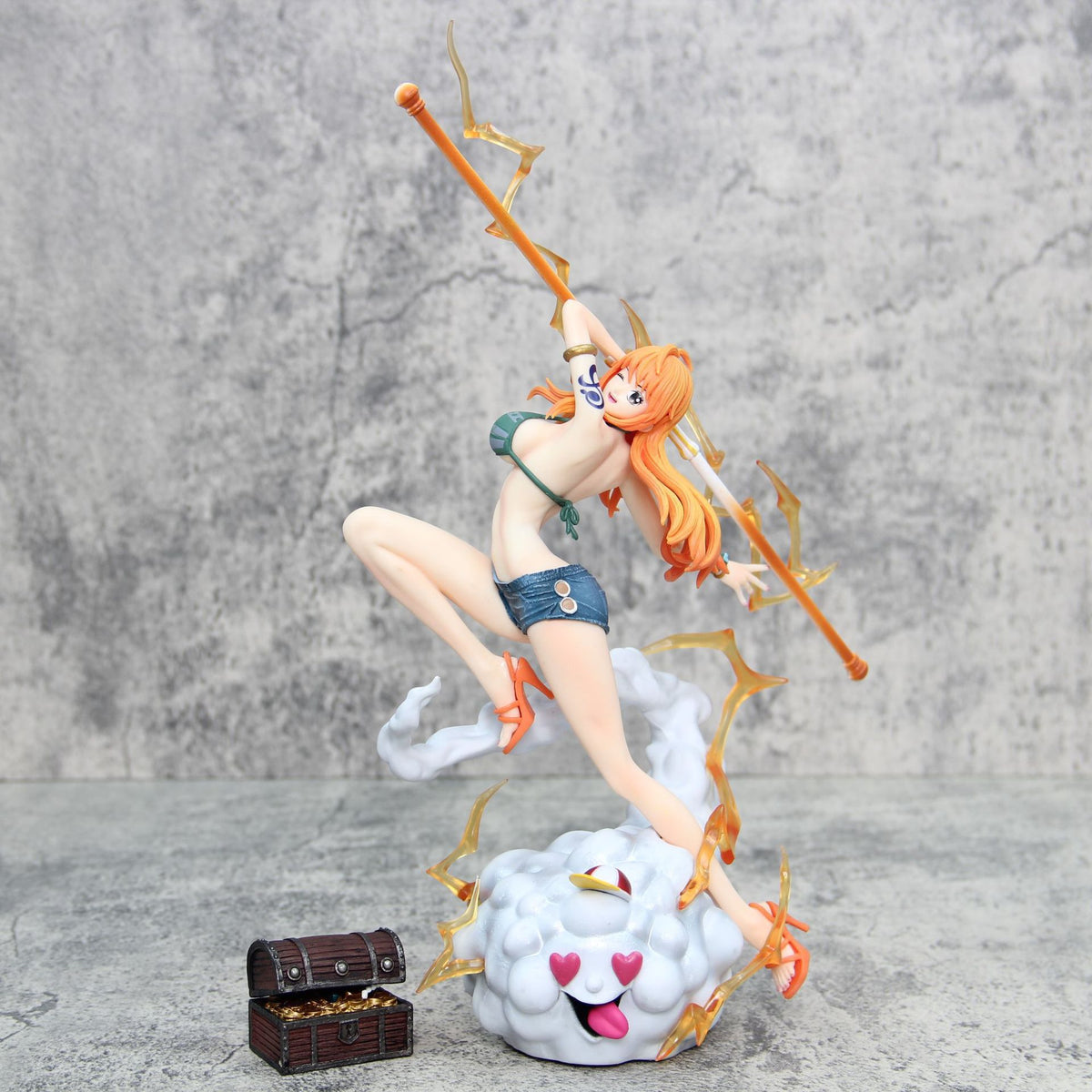 Nami Figure Model Ornament