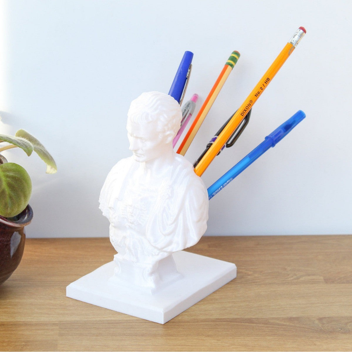 Creative Caesar Insert Pen Holder Ornament