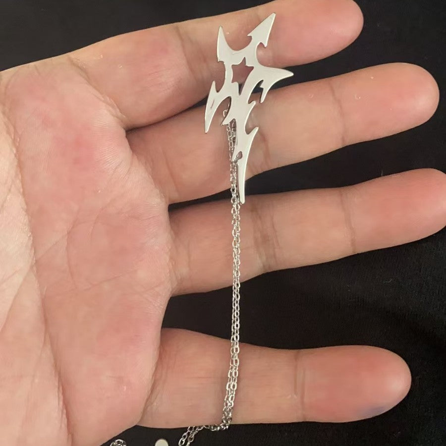 æ Winter Necklace