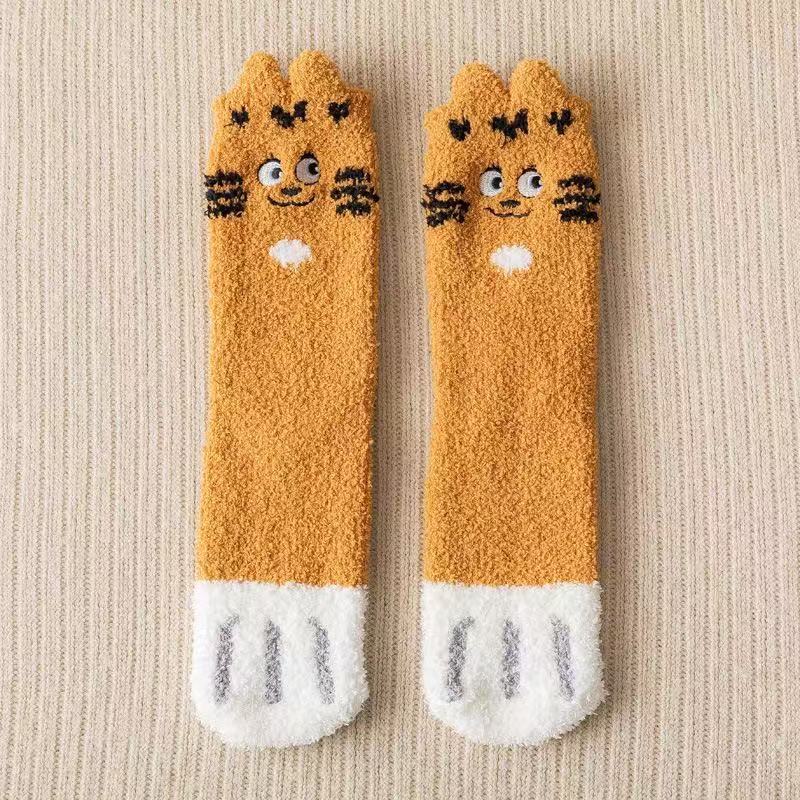 Embroidery Lucky Cat Paw Coral Fleece Socks