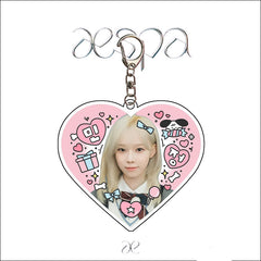 KPOP Heart-shaped Graffiti Keychain Pendant