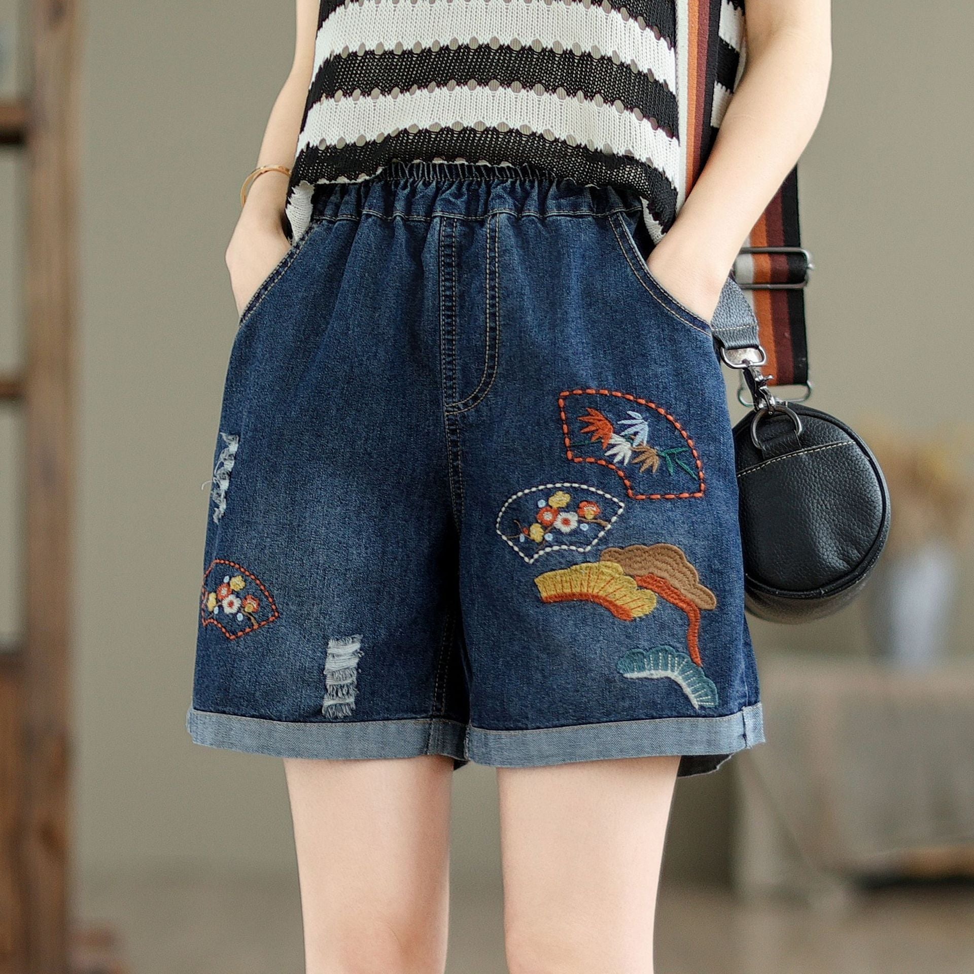 Women's Wide-leg Thin Denim Shorts