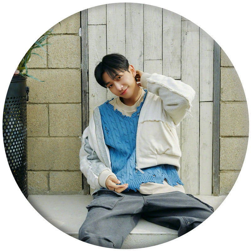 BND Concept Photo Badge Mirror Keyring