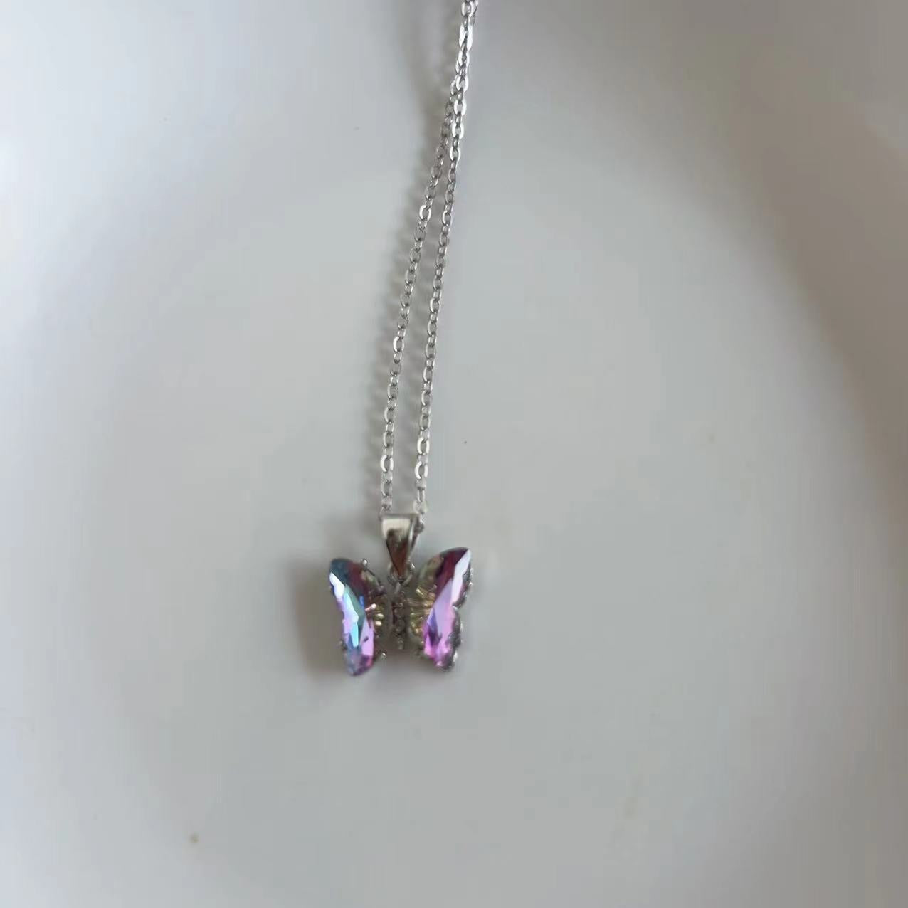 Women's Gradient Butterfly Necklace