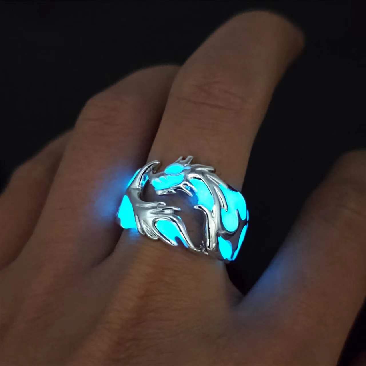 Creative Luminous Dragon Retro Men's Rings