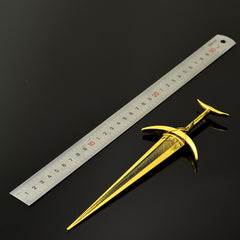 Golden Order Greatsword Game Crafts Ornament