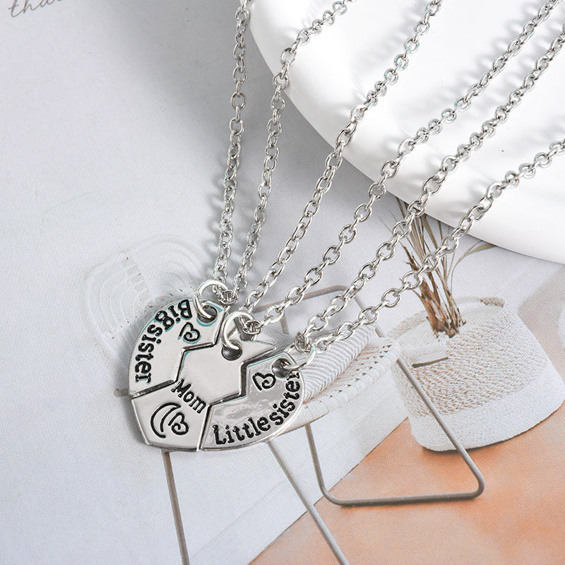 BEST FRIENDS Heart-shaped Pendant Necklace