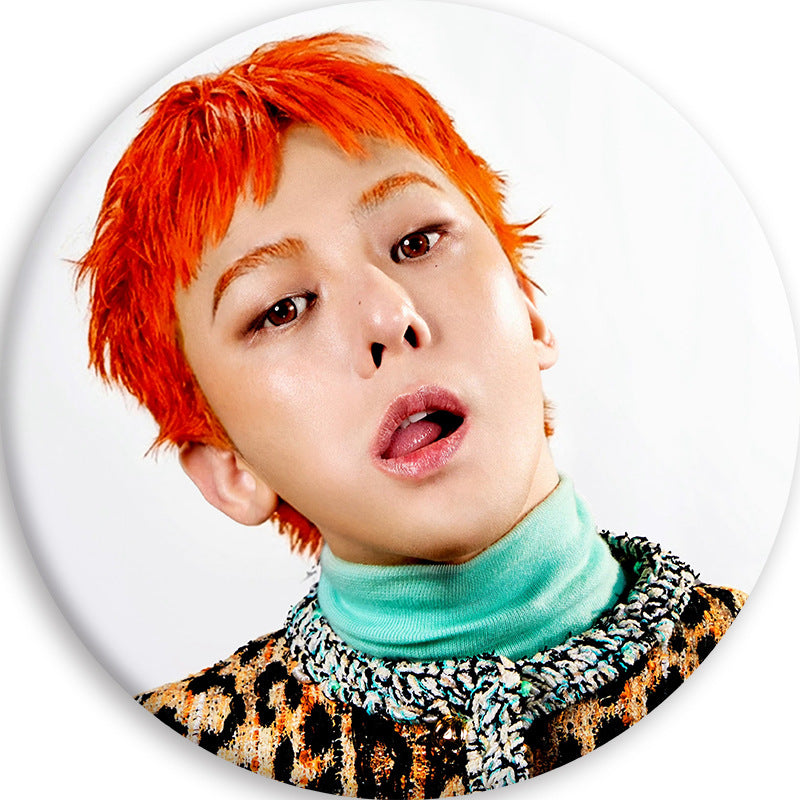 GD Magazine Cover Badge Mirror Keychain