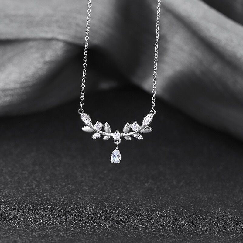 Star and Moon Pendant Necklace