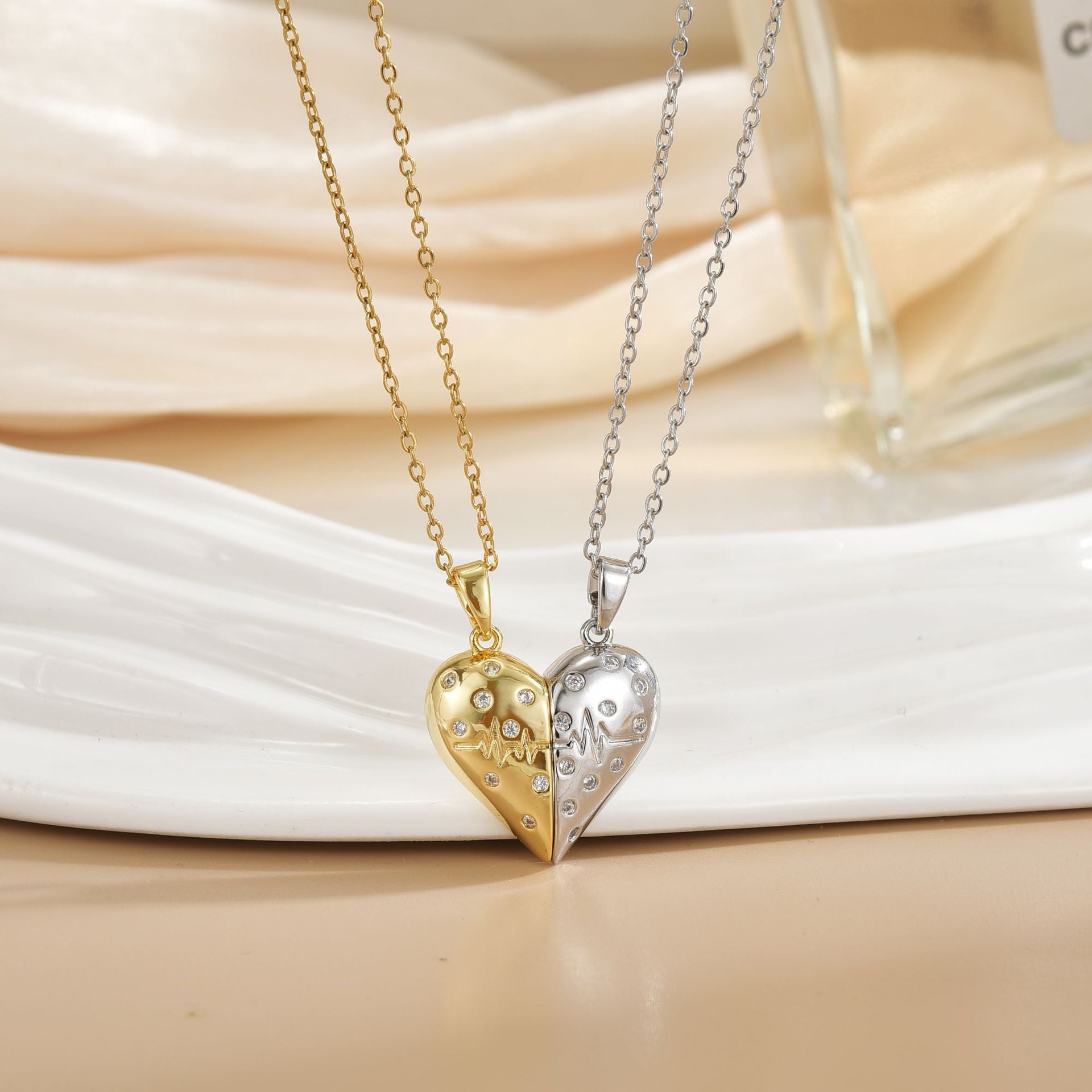 Versatile Magnetic Sun Moon Couple Necklace