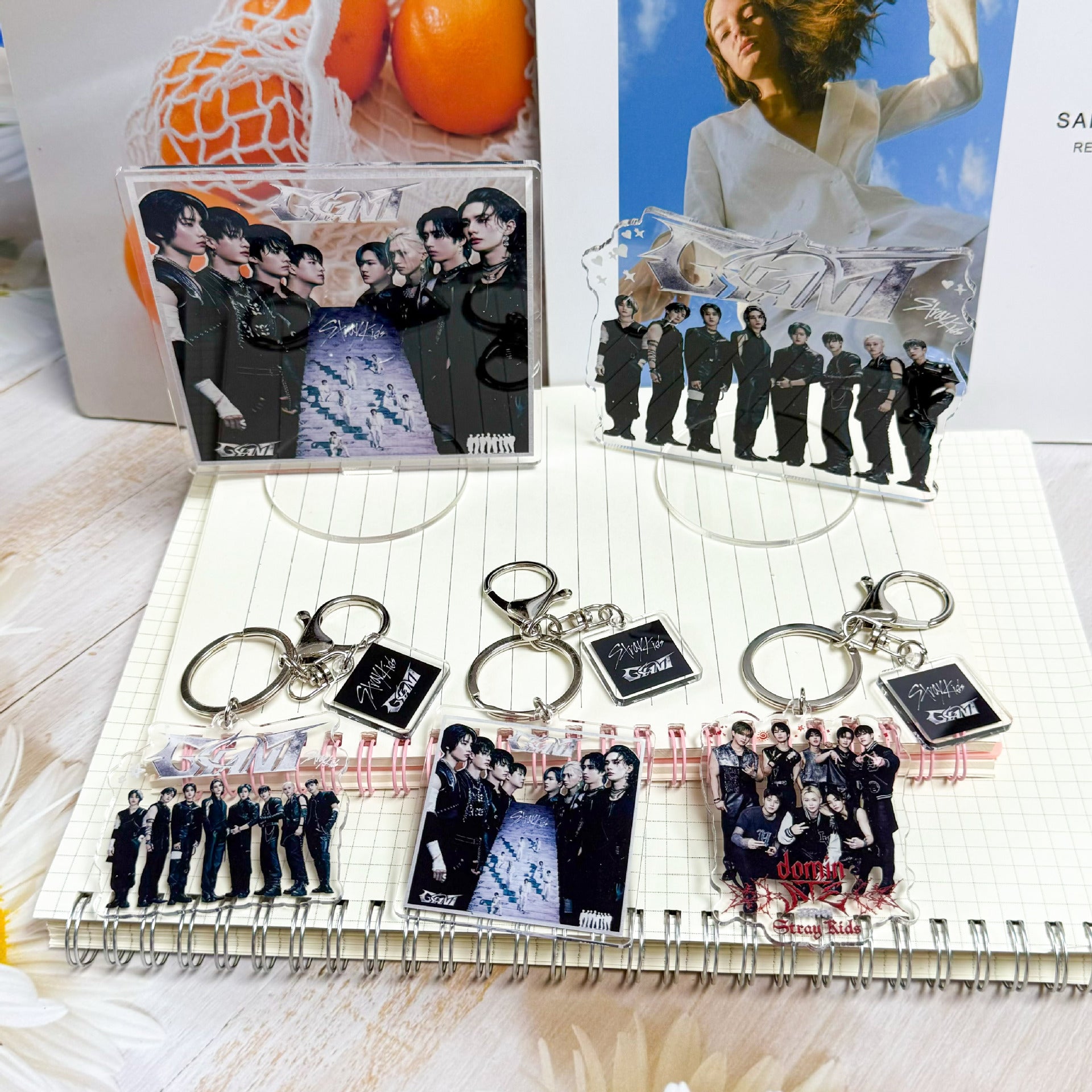 Kpop Keychain Standing Ornament