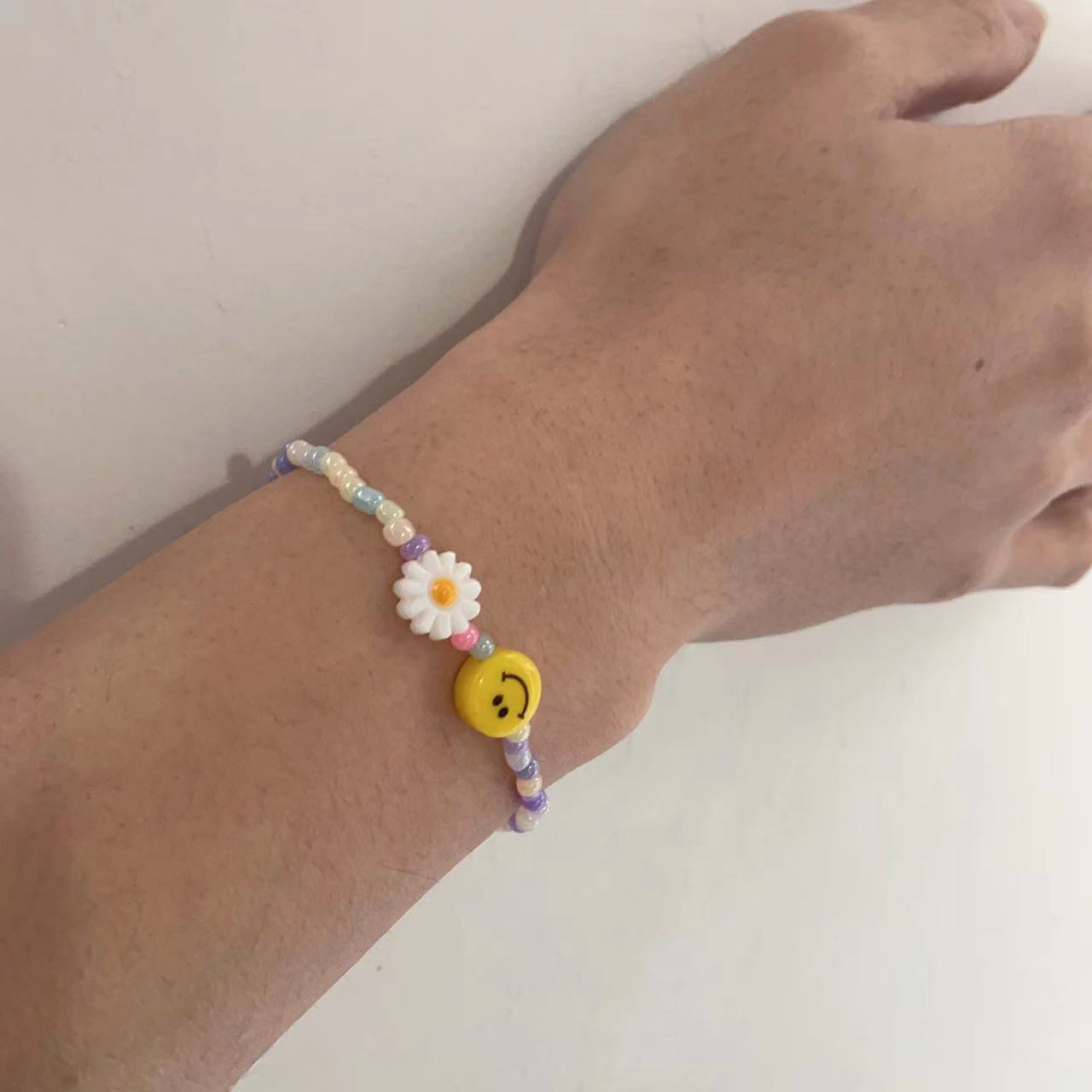 Daisy Smiley Face Beaded Bracelet