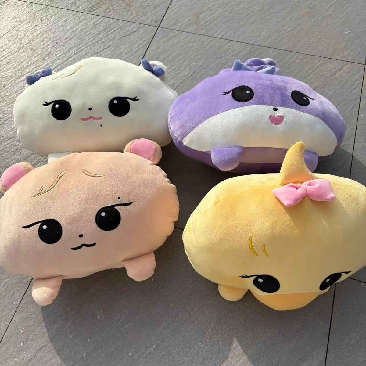 BP CHARACTER FACE CUSHION Throw Pillow