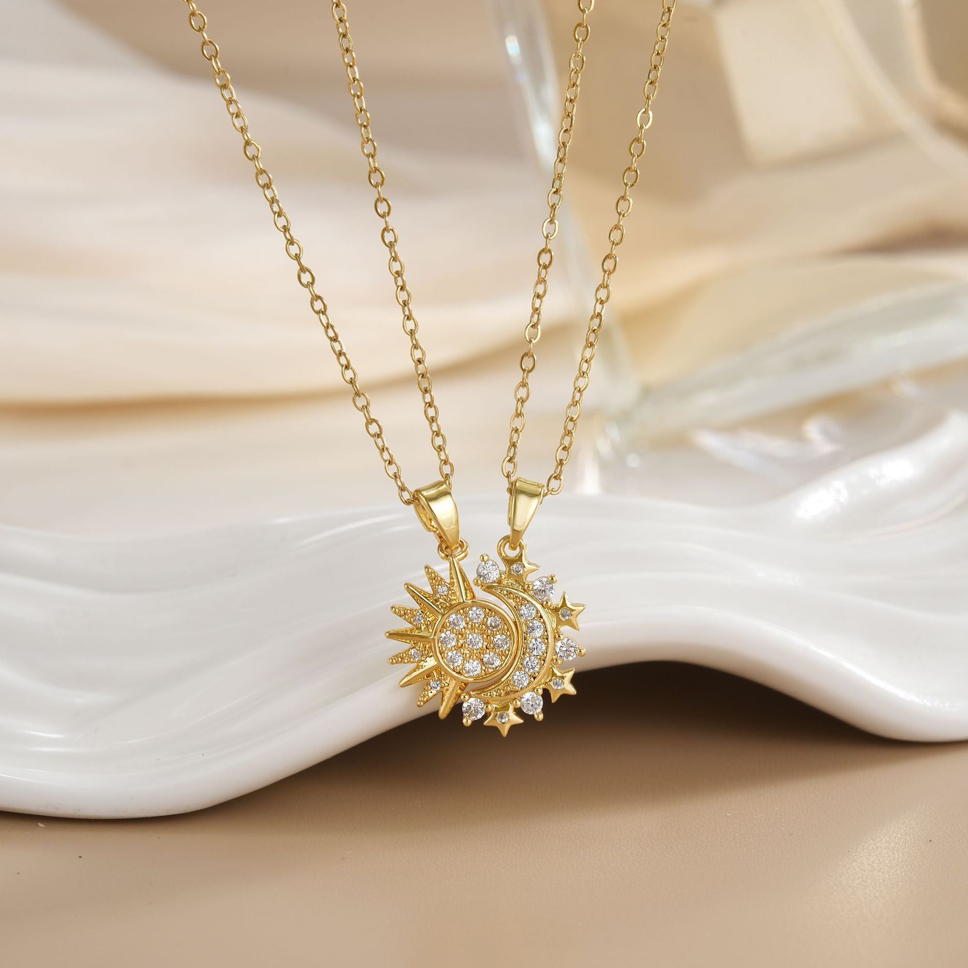 Versatile Magnetic Sun Moon Couple Necklace