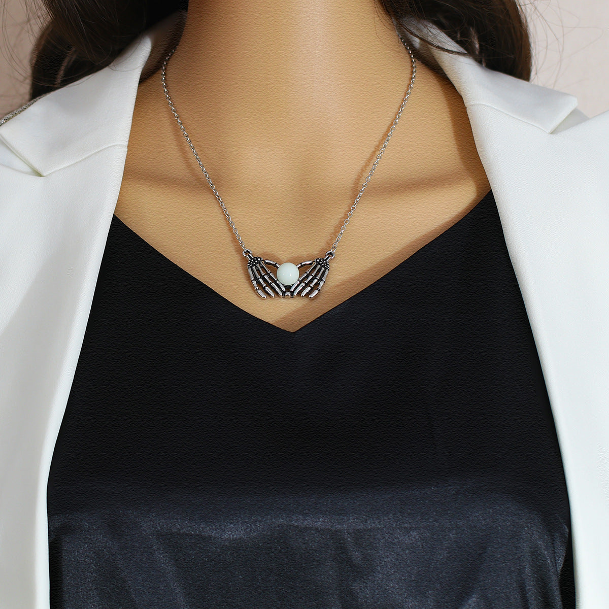 "Forever Love" Skull Hands Glow Necklace