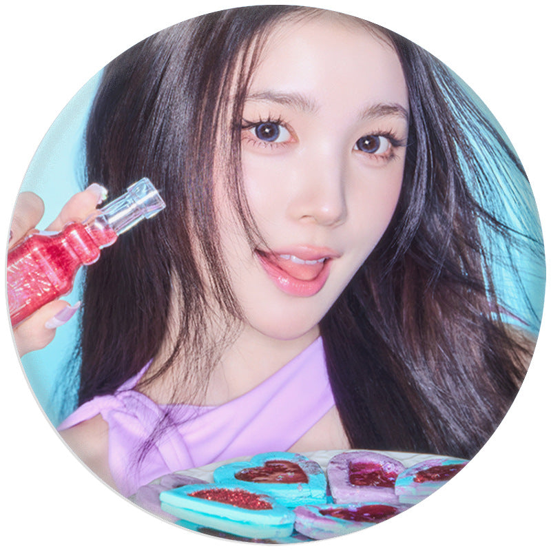 H2H "ICONIC HEART" Trailer Photo Badge Keyring