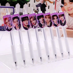 Lee Know Chang-Bin Neutral Pen