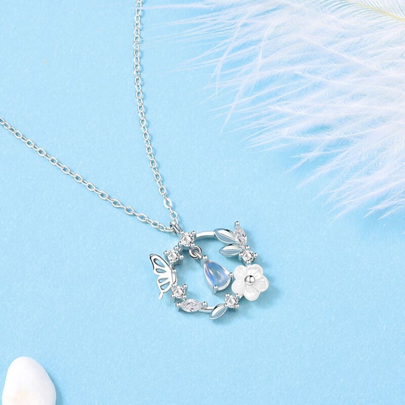 Star and Moon Pendant Necklace